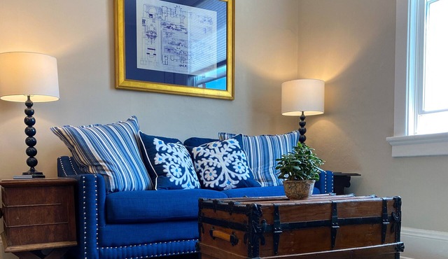 Luxury Retreat in Prime Downtown Spring Green Location