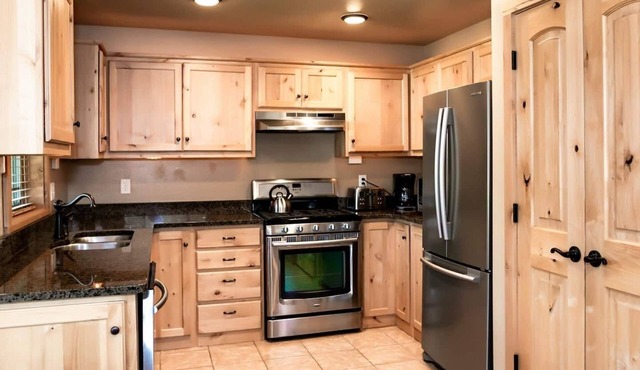 Luxury Two Bedroom Double King suite #7