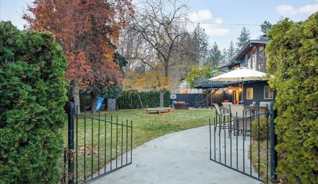 Mid-Century Modern in Spokane Valley