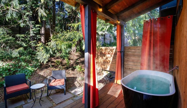 Modern A-Frame Cabin w/Soaking Tub | PNW Retreat