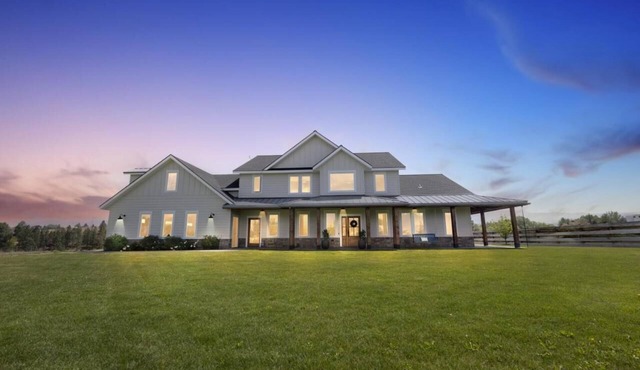 Modern Farmhouse Three Bears Getaway