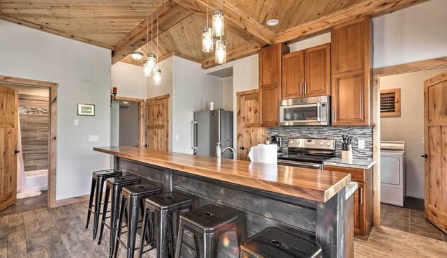 Modern Main Street Apt - Near Outdoor Recreation!