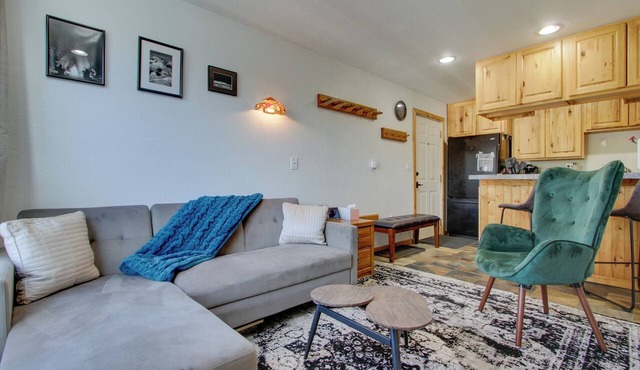 Modern Mountain-View Condo at Big Sky Resort!