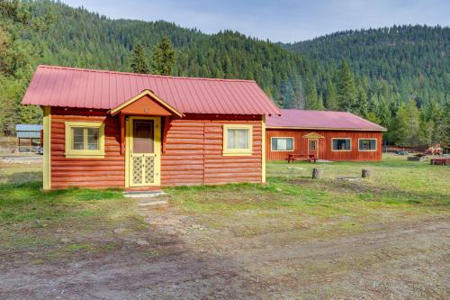 Montana Cabin: Day Trip to Glacier Nat’l Park!