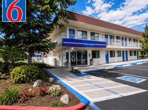 Motel 6-Yreka, CA