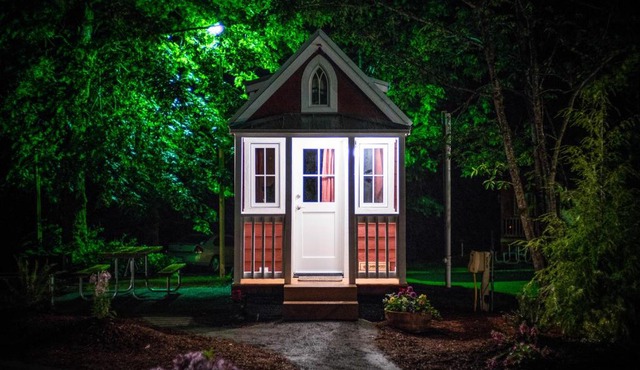 Mount Hood Village Scarlett Tiny House 3