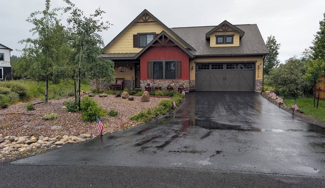 Mountain Solar Home, sleeps 8