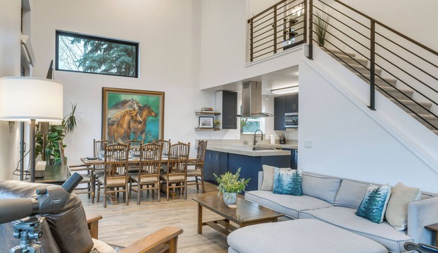 Mountain-View Home Near Hiking in Alpine!