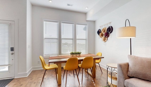 Nashville Haven-Chic Townhome w/Rooftop
