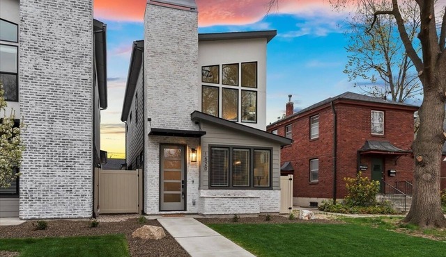 New Contemporary Home Close to Downtown/ Greenbelt