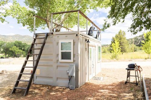 NEW! Cozy Container Home at Cliffside #5