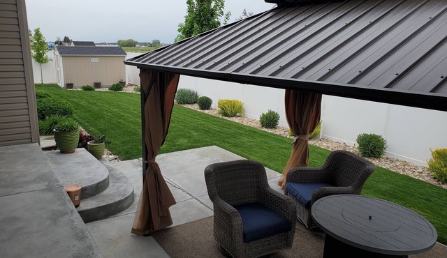 Newly remodeled beautiful home - great basement and outdoor living