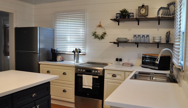 Newly Remodeled Executive Style Home with Modern Kitchen