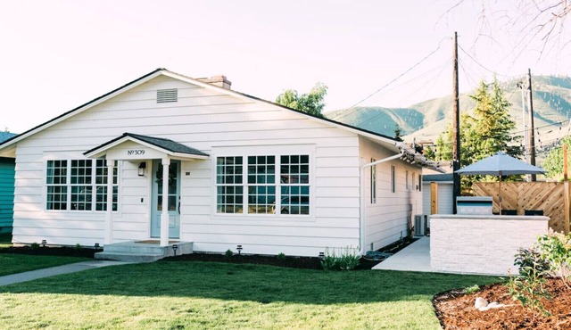 Newly Renovated | Dogs OK | Patio | Wlk Everywhere
