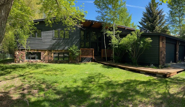 Newly Renovated Home in Ideal Walk to Town Location