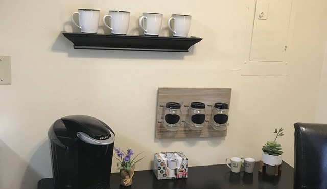 Nice Private 1 bedroom lower unit apartment