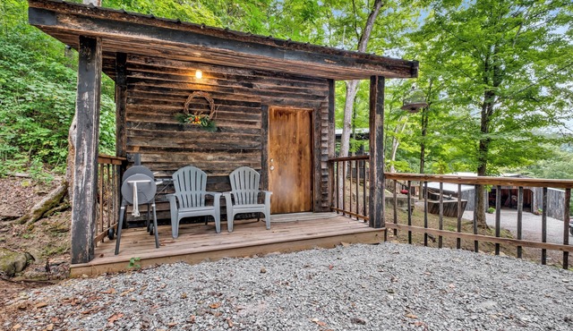 Ohio Starlight Glamping Cabins