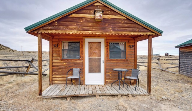 On Ranch w/Stunning Mtn Views! Thermopolis Escape