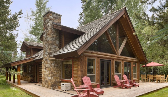 Outpost: Aspens Log Cabin - Private Hot Tub!