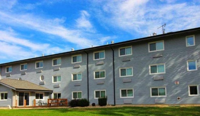 Paddle Wheel Inn