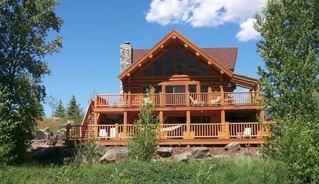 Paradise in Montana Log Home Grizmo Cabin