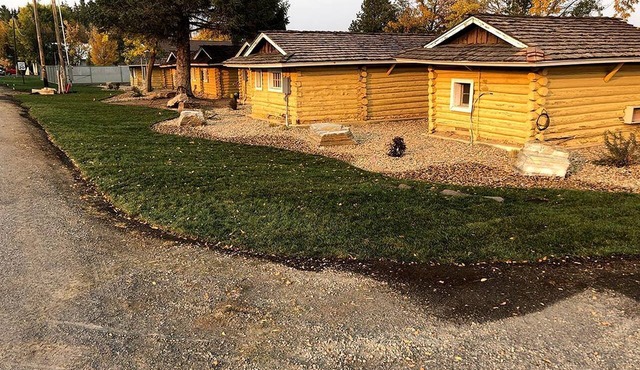 Peaceful Log Cabin near Jackson Hole for an Amazing Outdoor Escape in Ashton, Idaho