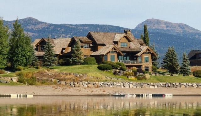 Pelican Point Lodge Island Park, ID Yellowstone Executive Retreat