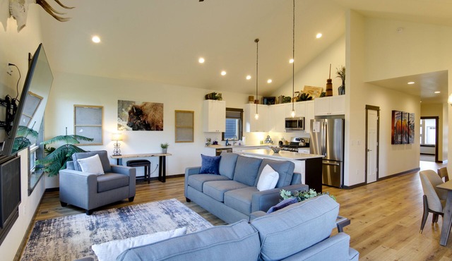 Pet-Friendly Bozeman Home ~ 7 Mi to Downtown!