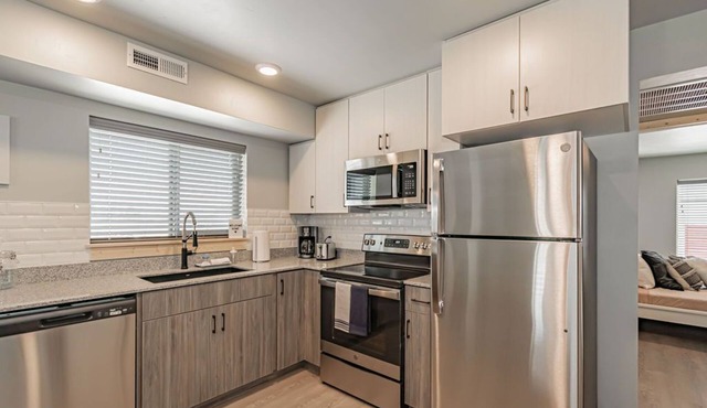 Pet Friendly! Heart of Rexburg close to Jackson Hole,Yellowstone Nat park & BYUI