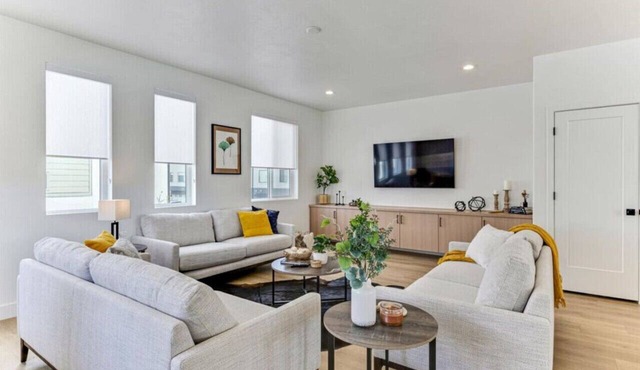 Pet-Friendly | Silicon Slopes | Garage
