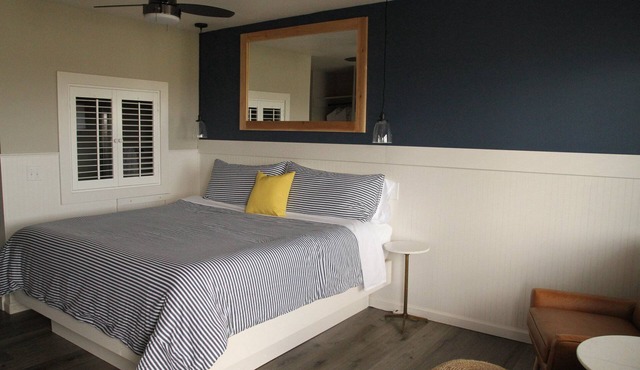 Pet-Friendly Studio Stay | 0.2 Miles from Marsh's Free Museum | Parking Avail. in Long Beach
