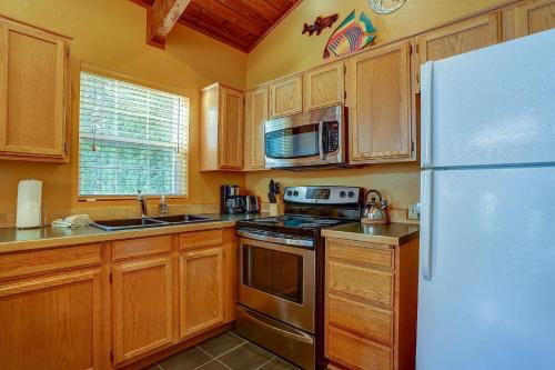 Pet Friendly Waveseeker Private Yard