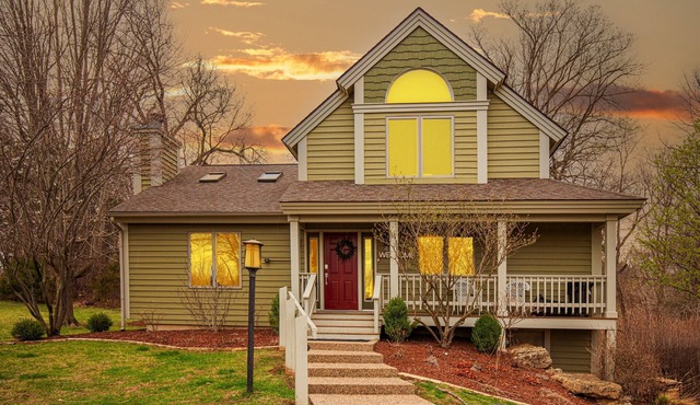 Picture Perfect Galena Getaway on Golf Course | 4 Bed 4 Bath | Hot Tub & FirePit