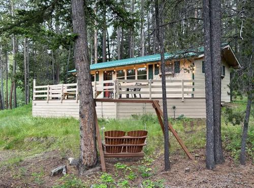Pinecone Cabin