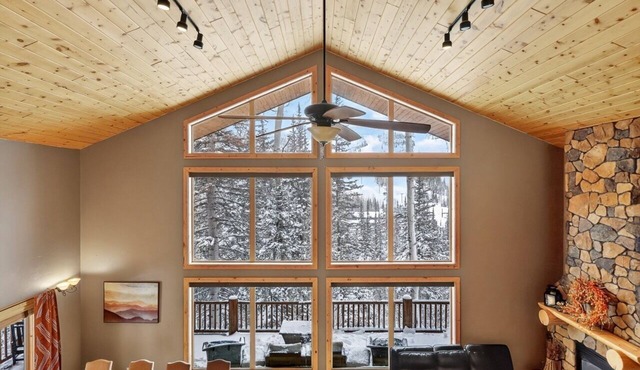 Pinehurst Cabin | Game Room | Sauna | Sleeps 16