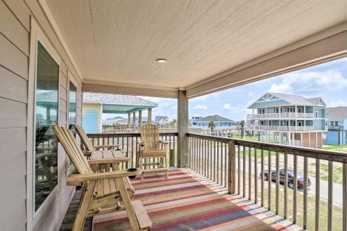 Private Beach Access: Coastal Freeport Home! in Freeport