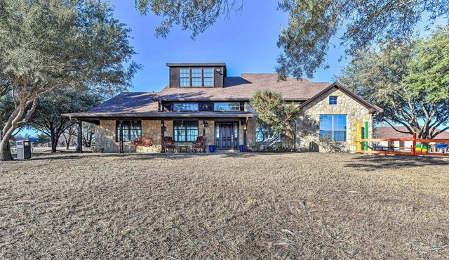 Private Pool: Spacious & Vibrant Argyle Villa! in Argyle