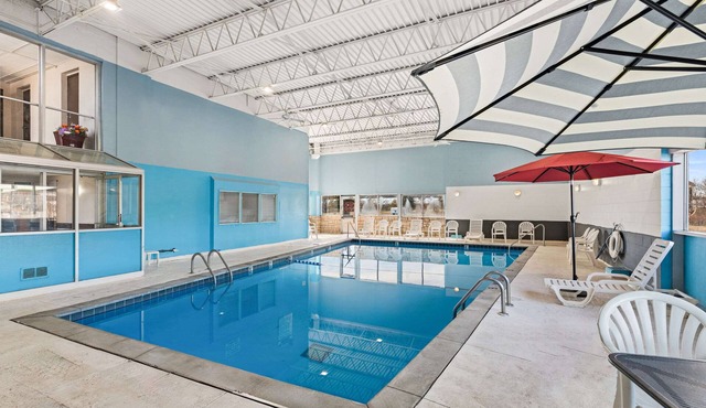 Quality Inn & Suites Council Bluffs - Omaha East