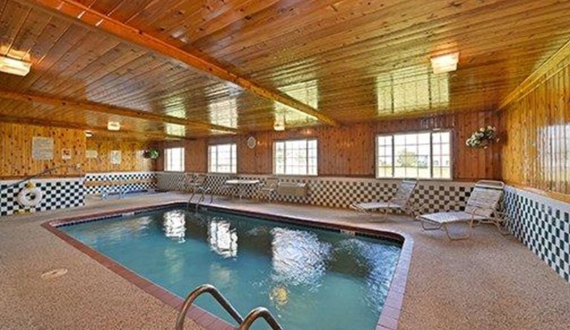 Quality Inn & Suites Grinnell near University