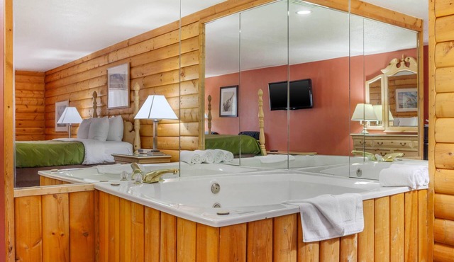 Quality Inn & Suites Prairie Du Chien