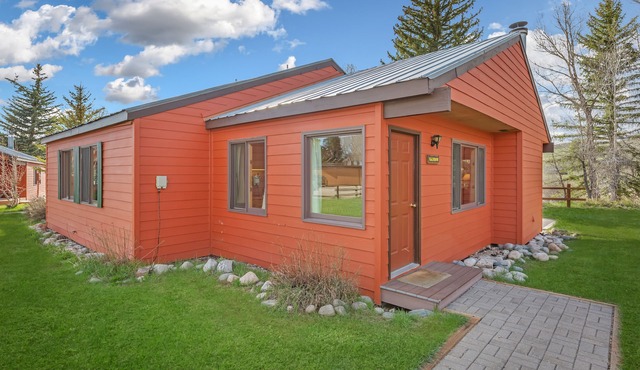 Rainbow – Beautiful cabin in the mountains