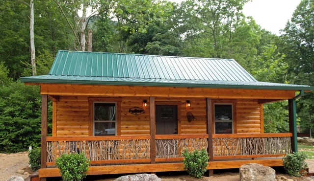 Rainbow Trout Cabin - 1 Bedroom + Loft Cabin, River Access