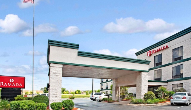 Ramada by Wyndham Pearl/Jackson Airport