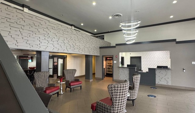 Ramada by Wyndham Tuscaloosa