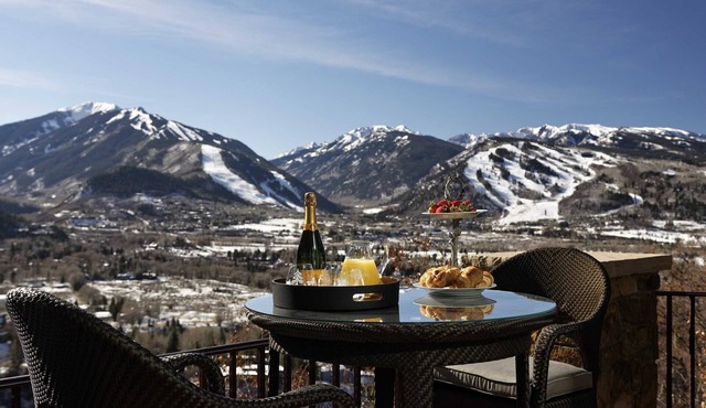Red Mountain Aspen | Cuvée-Designed | Four Mountain Views | By Cuvée