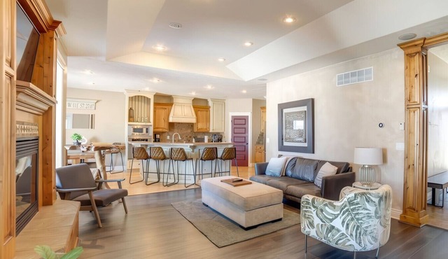 Rigby Gem | Hot Tub ◉ Theater ◉ Game Room ◉ Grill