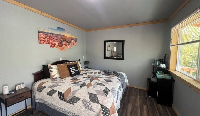 Riverfront cabin with a fitness center and a hot tub
