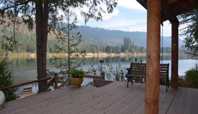 Rivers Edge Cabin