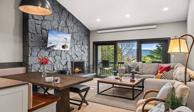 RMR: Four Seasons I Unit 6 Condo in Teton Village