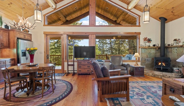 RMR: Moose Brush Guest Cabin in Wilson,WY